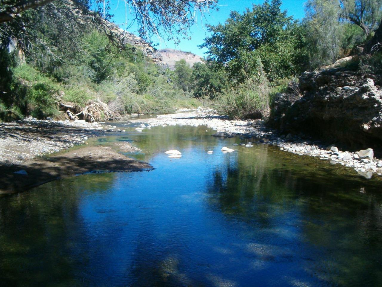 セスリエム Tsauchab River Campヴィラ エクステリア 写真